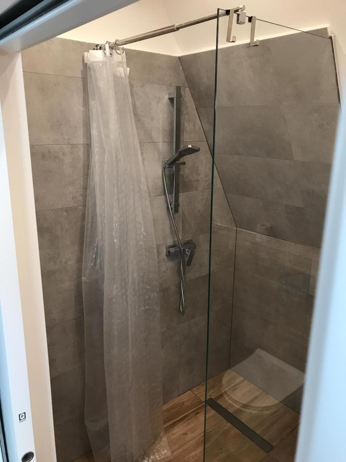 Apartament Na Poddaszu 格但斯克 外观 照片